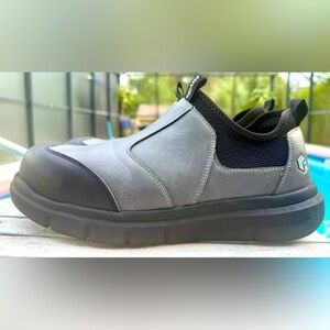 Slip-On Men's Work Loafer in Gray and Black